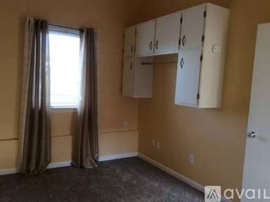 Main picture of 1315 McCullens Ave