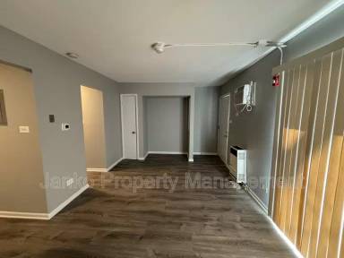 Main picture of The Eagle Ridge Apartments