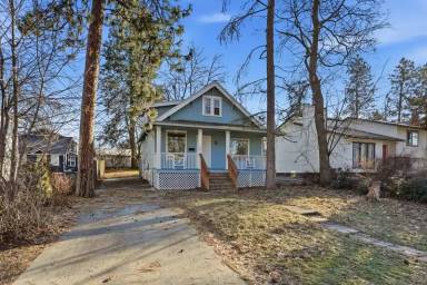 Main picture of 3027 S Arthur St