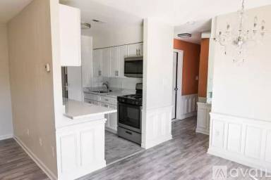 Main picture of 7618 Savannah St