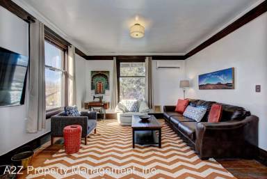 Main picture of 712 N 8th St