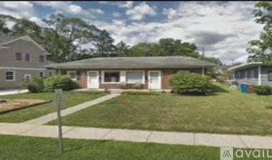 Main picture of 777 Adams St