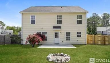 Main picture of 204 Myrtle Way