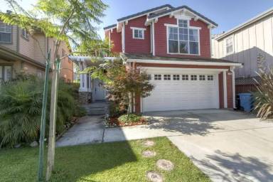Main picture of 1702 Loveland Ct