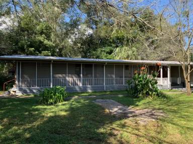 Main picture of 218 Highlawn Ave