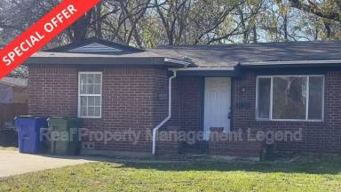 Main picture of 305 Depot St