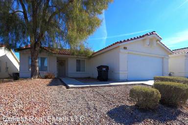 Main picture of 5232 Shasta Daisy St