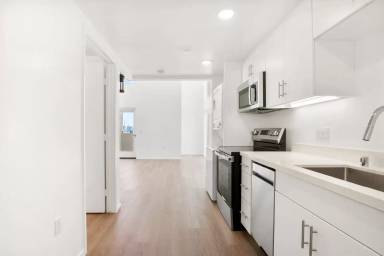 Main picture of 2283 Ocean View Blvd