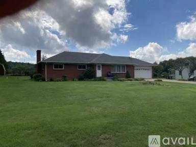 Main picture of 128 Melody Rd
