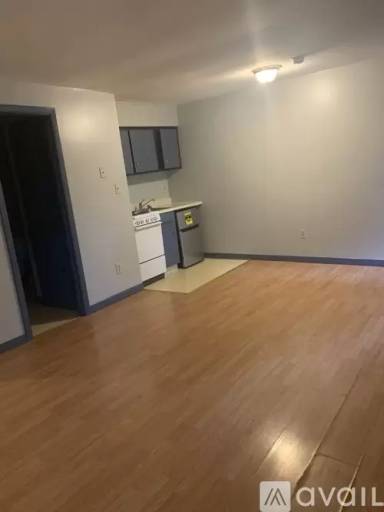 Main picture of 215 Genesee St
