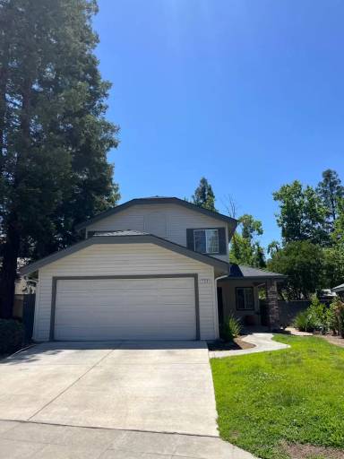 Main picture of 763 E Robin Ln