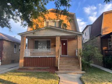 Main picture of 7119 W Schreiber Ave