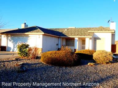 Main picture of 3135 N Stewart St