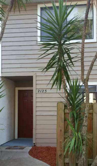 Main picture of 2125 SW 39th Way