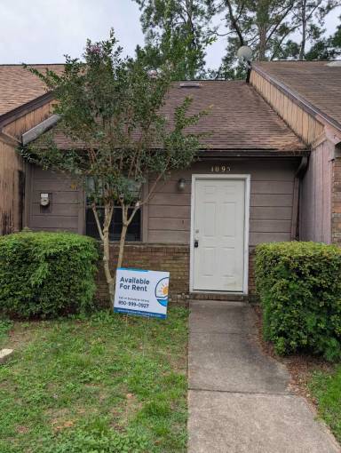 Main picture of 1103 Ocala Rd