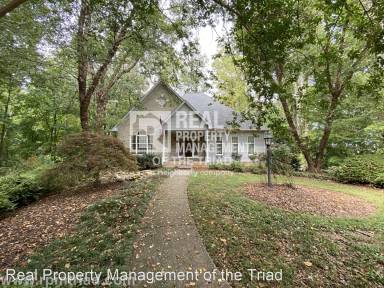 Main picture of 4537 Thacker Hill Dr