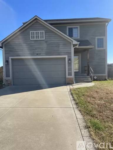 Main picture of 1027 Dakota Ln