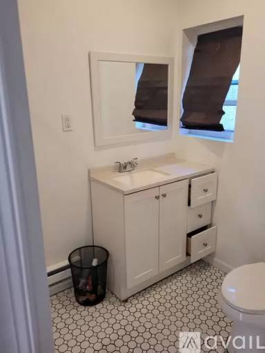 Main picture of 1866 N Uber St