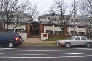 Main picture of 6644 Oakland Ave