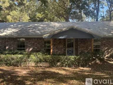 Main picture of 2962 Mockingbird Ln