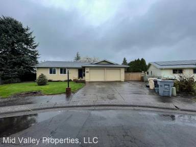 Main picture of 3303 Devon Pl SE