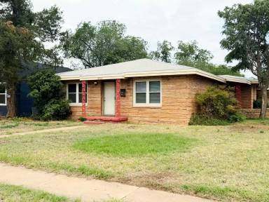 Main picture of 2002 31st St