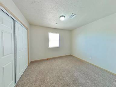 Main picture of 4617 SE Aberdeen Ave