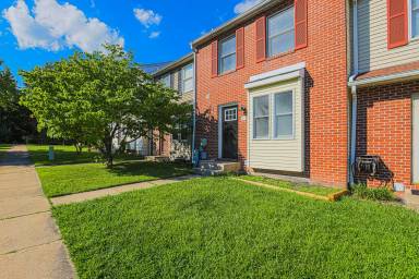 Main picture of 17 Pocasset Ct