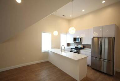 Main picture of 31 Penn St