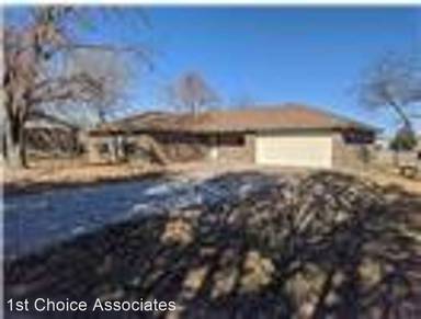 Main picture of 1575 E Reno Rd
