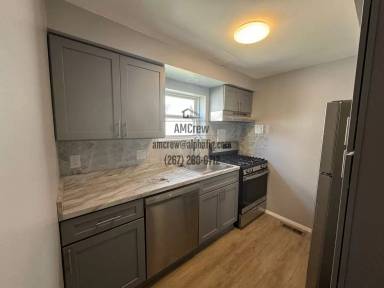 Main picture of 9411 Lansford St
