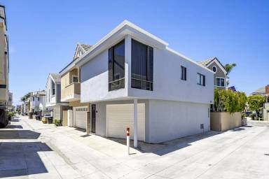 Main picture of 226 Garnet Ave