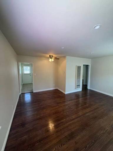 Main picture of 6714-16 Denny Ave