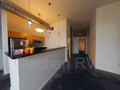 Main picture of T & E Apartments