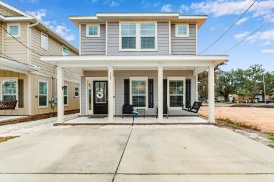 Main picture of 724 S N St