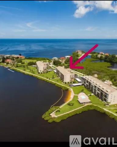Main picture of 4620 Bay Blvd