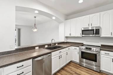 Main picture of 1074 Jonah Dr
