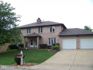 Main picture of 2520 E 50th St