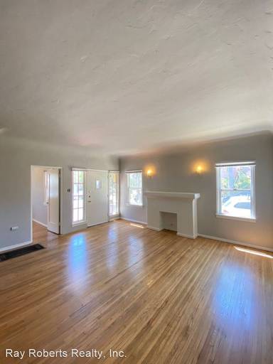 Main picture of 1051 Termino Ave