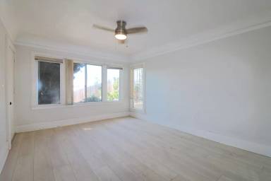 Main picture of 859 Euclid Ave
