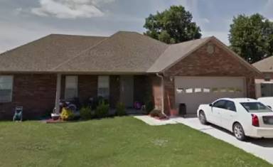 Main picture of 2706 Oxford St