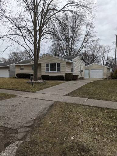 Main picture of 1034 Hampden Rd