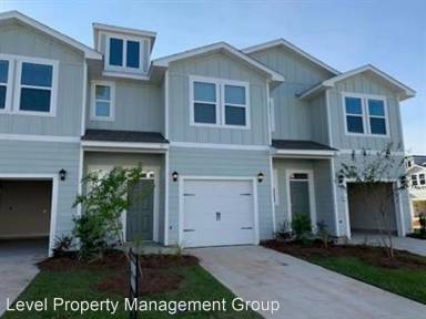 Main picture of Villas at St. Charles
