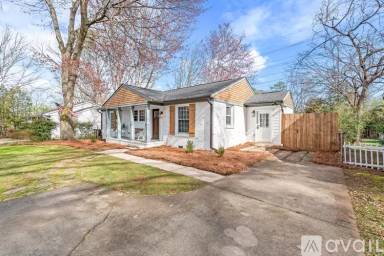 Main picture of 5015 Baylor Dr