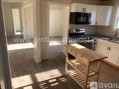 Main picture of 301 W 5th St