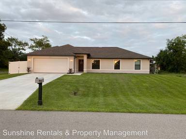 Main picture of 1617 SW 15th Pl