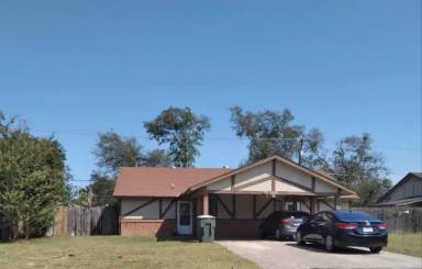 Main picture of 2402 Shoemaker Dr