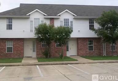 Main picture of 1411 Summit St