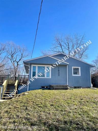 Main picture of 1833 S 49th St