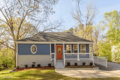 Main picture of 2320 Derby Dr